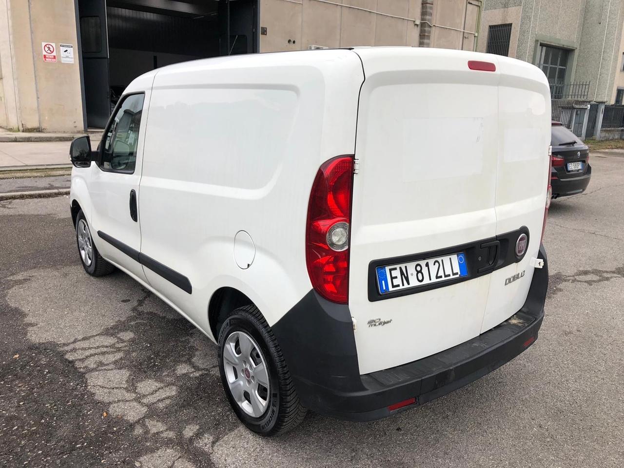 Doblo 1300 mltj 90 cv autocarro