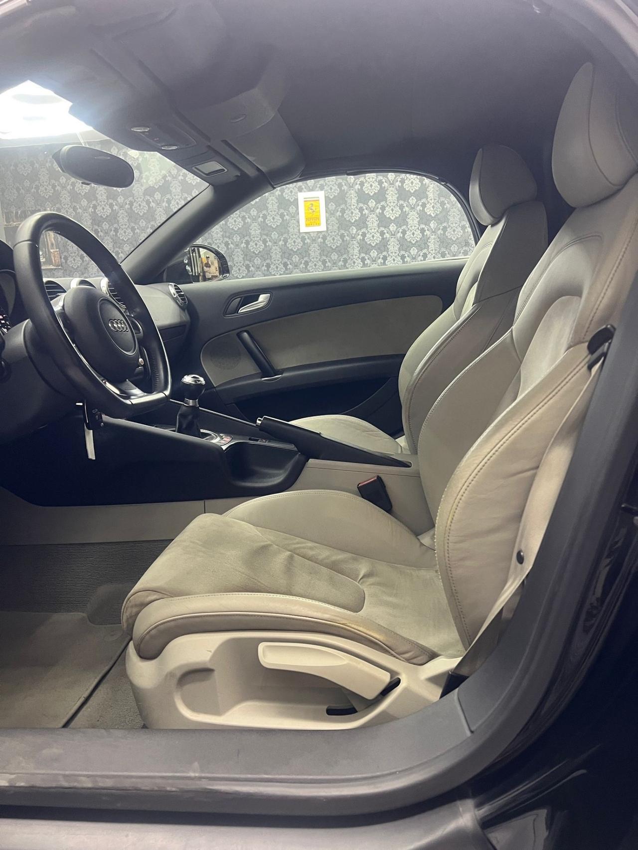Audi TT Coupé 1.8 TFSI Advanced plus