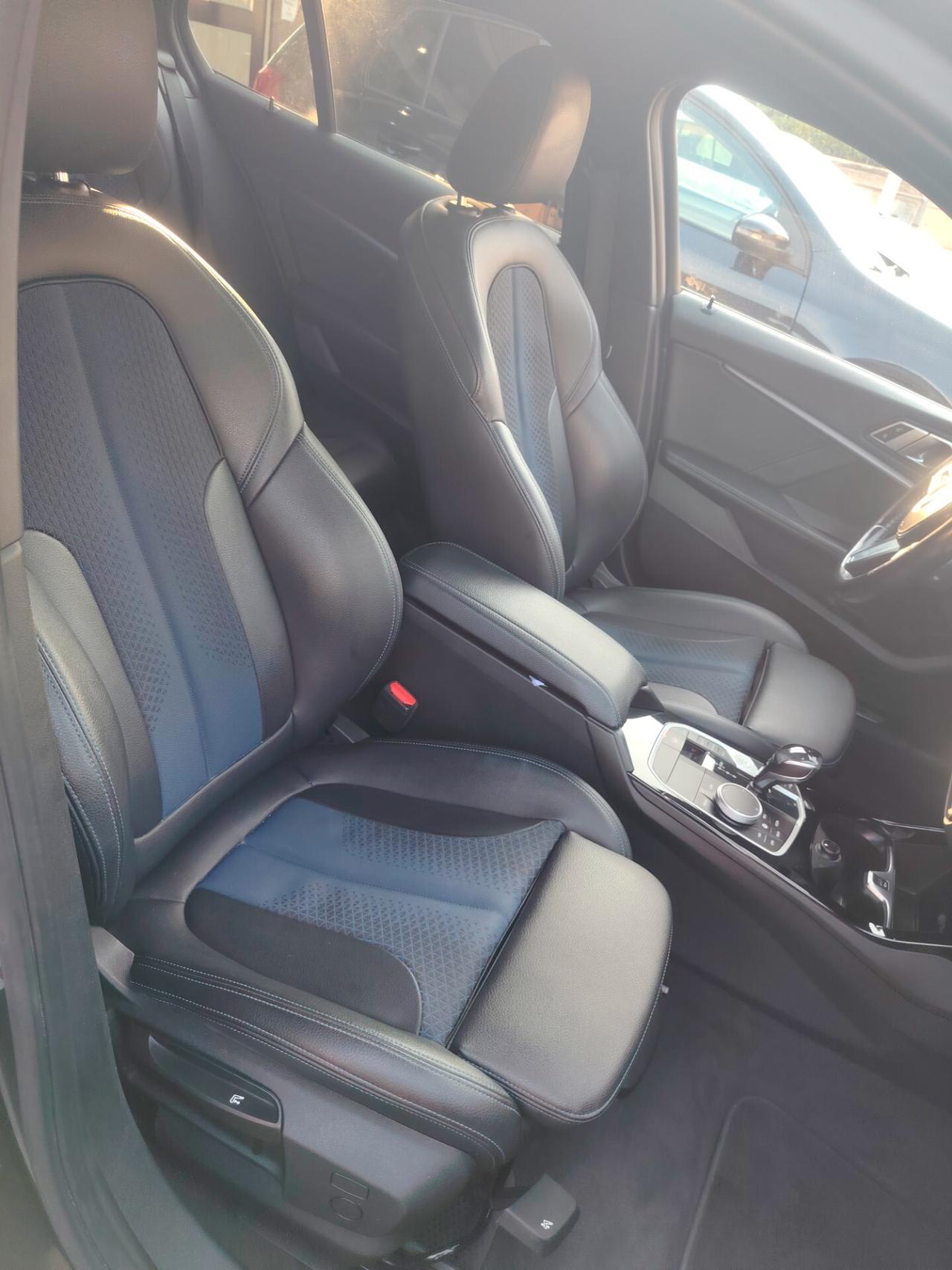 Bmw 116 116d 5p. Luxury
