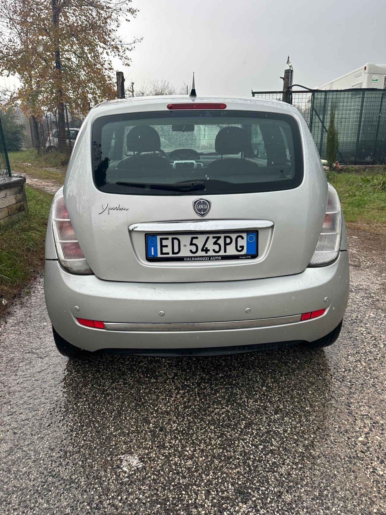Lancia Ypsilon 1.3 MJT 75 CV