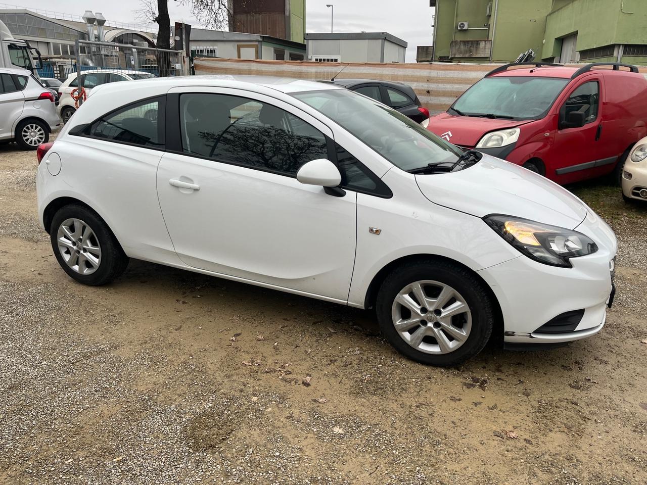 Opel Corsa 1.4 90CV GPL Tech Coupé b-Color 2015