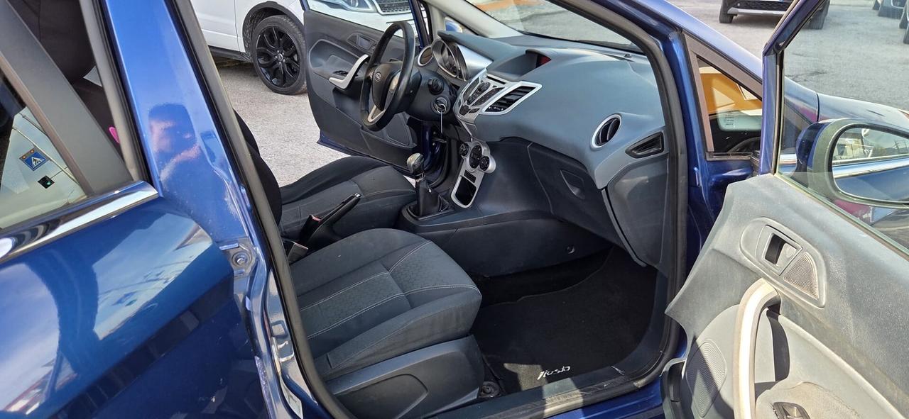 FORD FIESTA 1.4 TDCI OK NEO PATENTATI