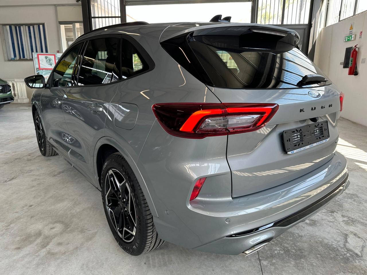 Ford Kuga 2.5 Full Hybrid 180 CV CVT 2WD ST-Line X