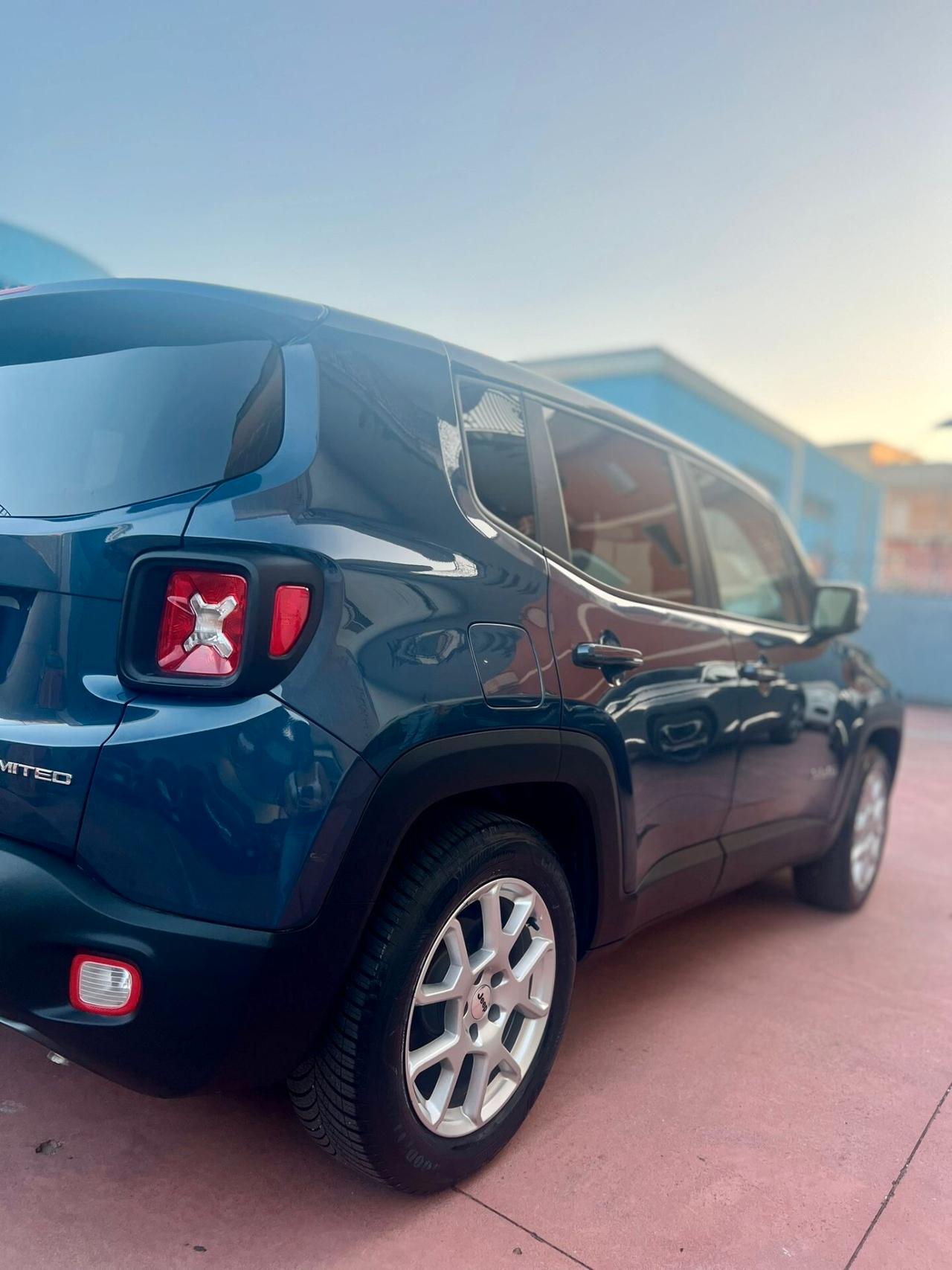 Jeep Renegade 1.5 Turbo T4 MHEV Limited