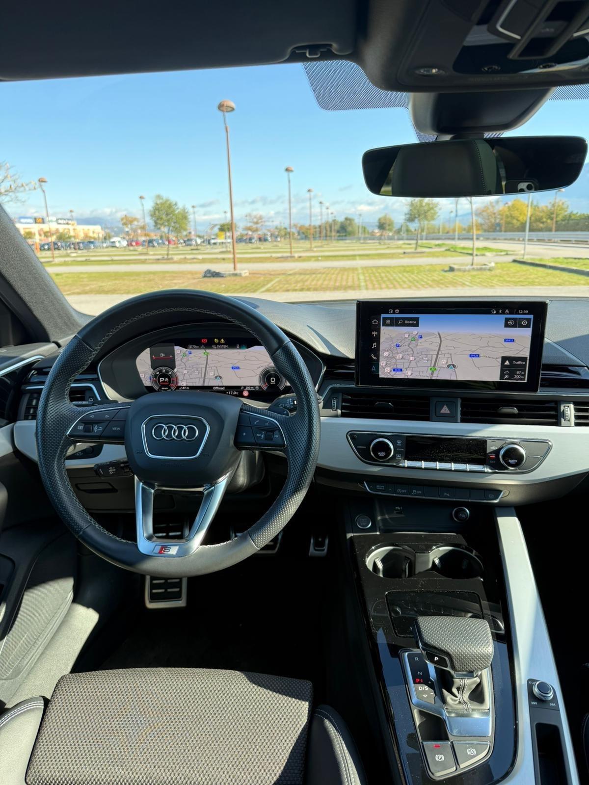 Audi A4 40 TDI S tronic line edition