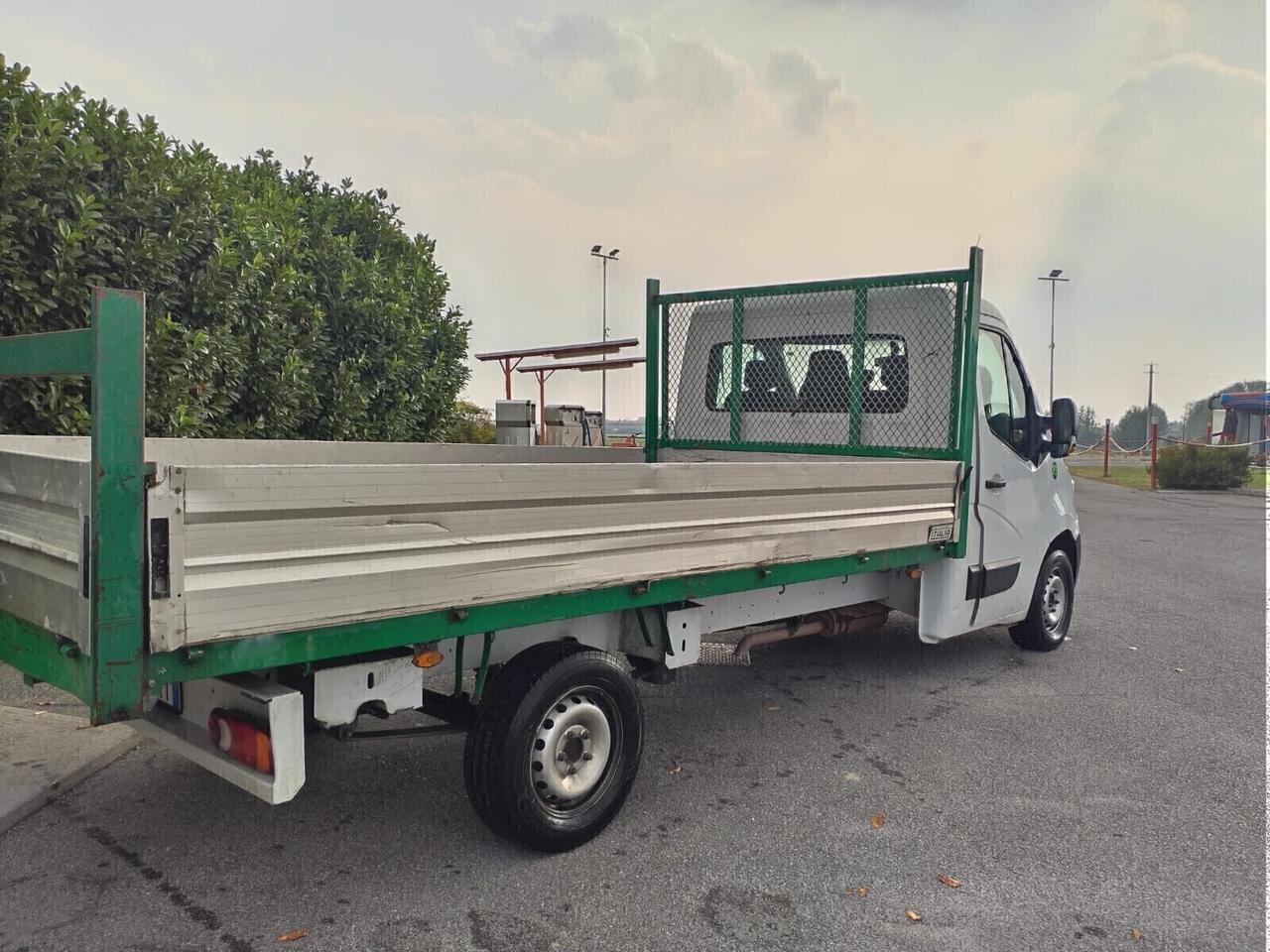 Renault Master T35 2.3 dCi 2015