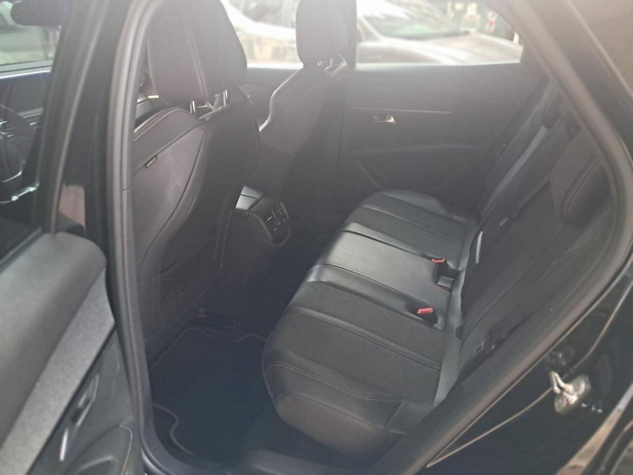 PEUGEOT 3008 1.5Diesel130CV-GtLine-FullOptionalEuro13990