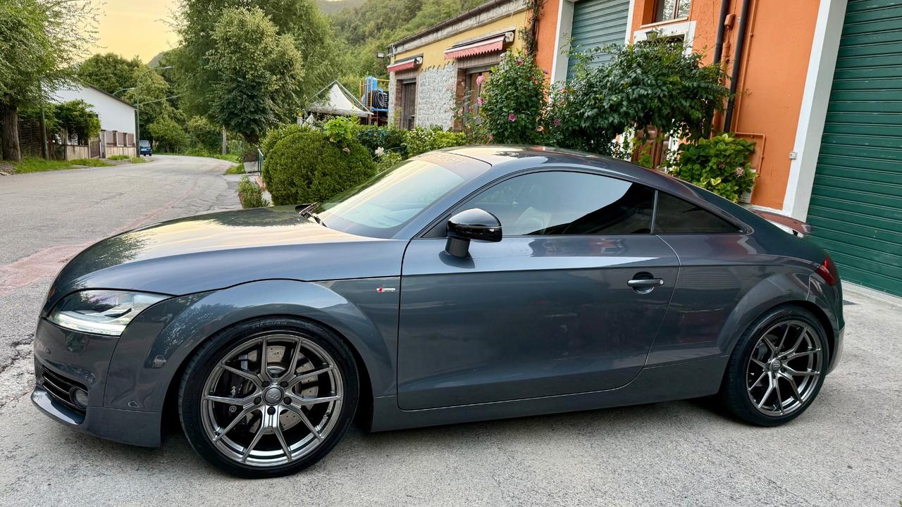 Audi TT Coupé 2.0 TFSI Advanced plus