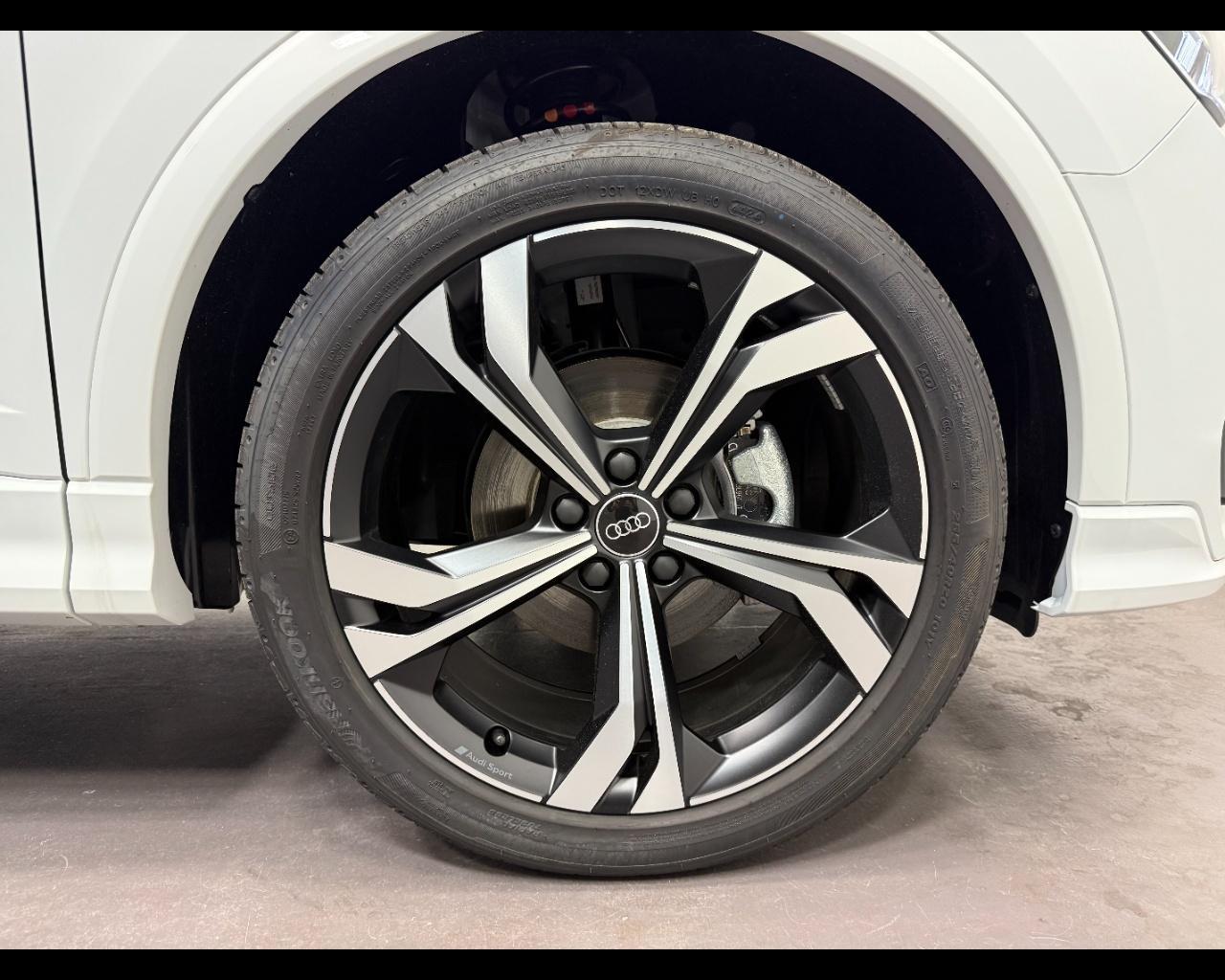 AUDI Q3 SPORTBACK 35TFSI S-TRONIC IDENTITY BLACK