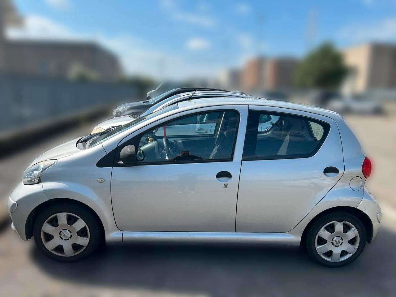 Toyota Aygo 5p 1.0 - ANCHE PER NEOPATENTATI