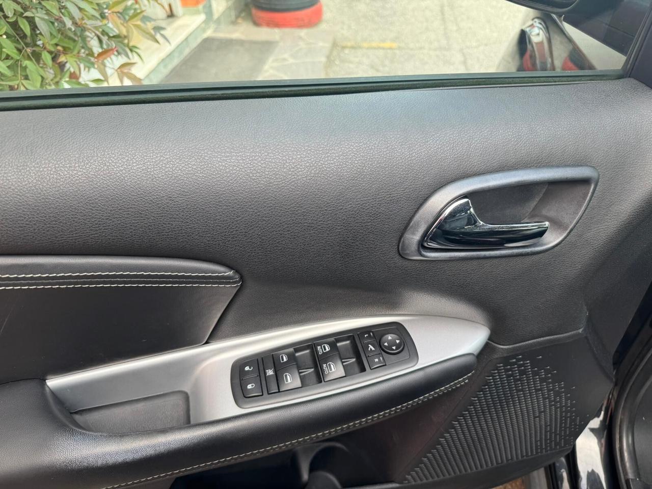 Fiat Freemont 2.0 Multijet 140 CV Urban 7 POSTI