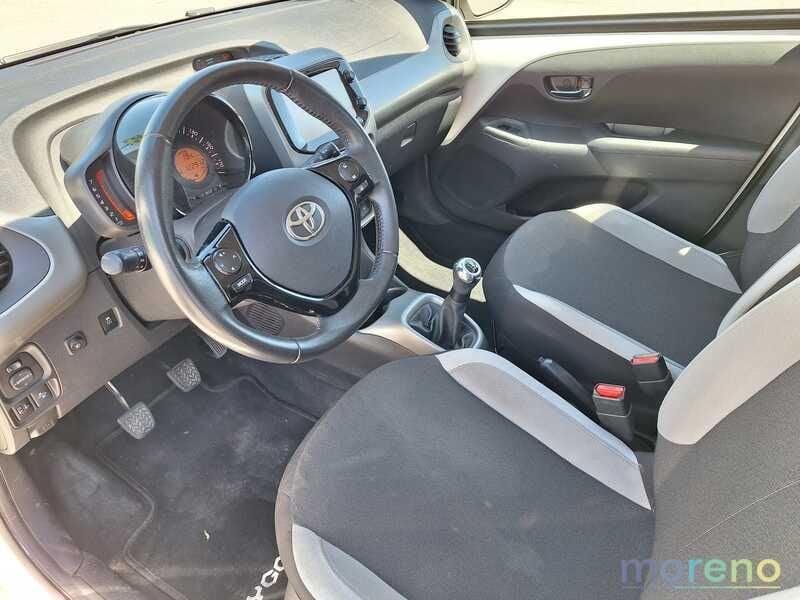 Toyota Aygo 1.0 x-play 5p