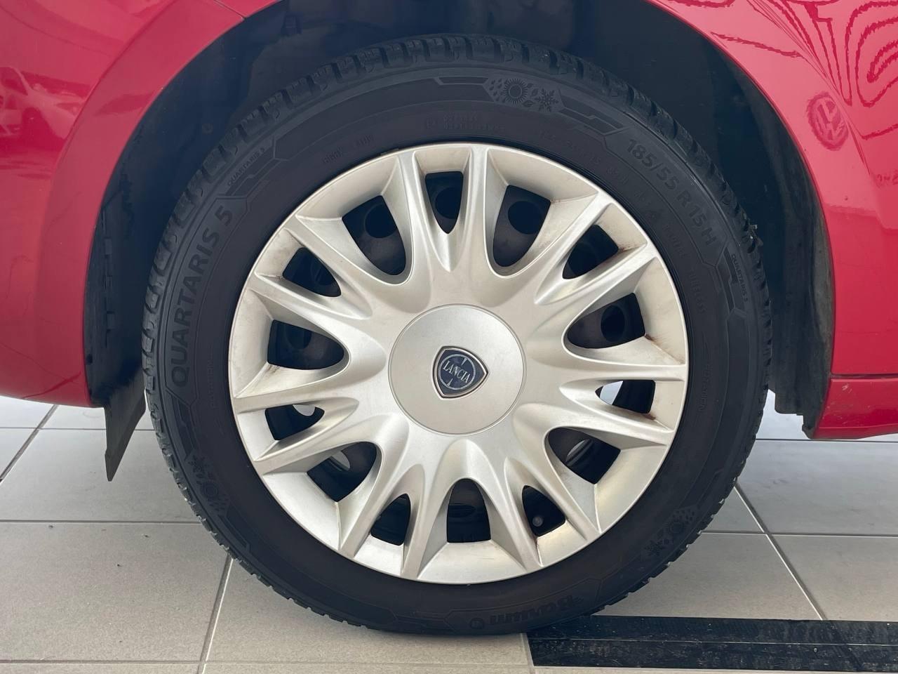 Lancia Ypsilon 1.2 - Distribuzione Eseguita