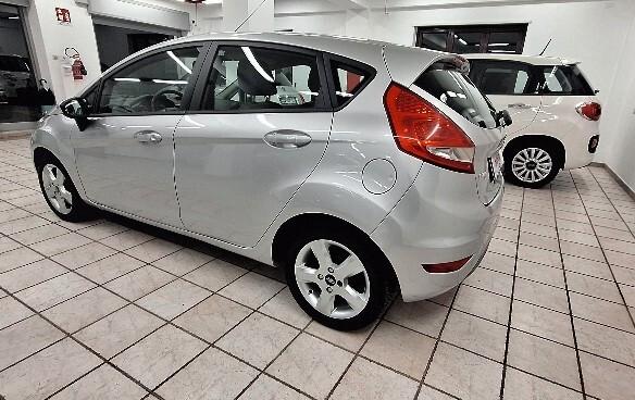 Ford Fiesta 1.4 TDCi 5p. Titanium