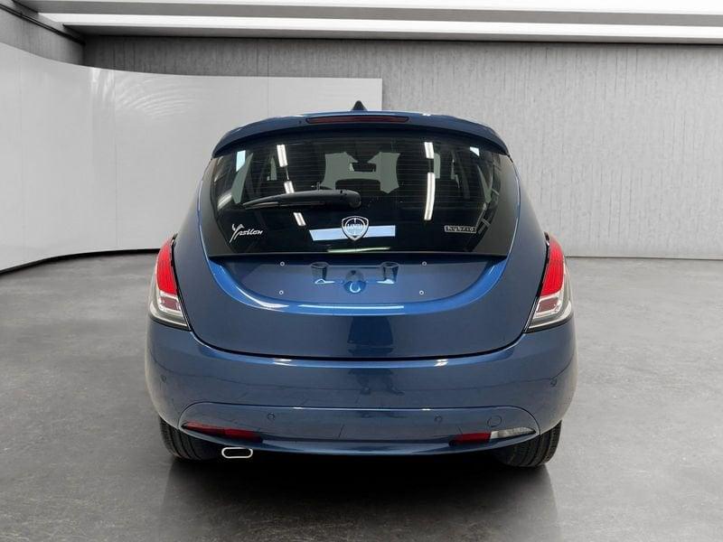 Lancia Ypsilon 1.0 firefly hybrid Gold s&s 70cv 5p.ti