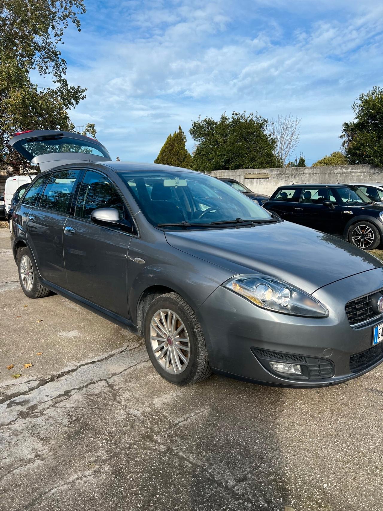 Fiat Croma 1.9 Multijet 16V Must