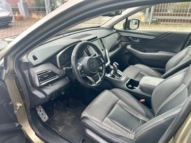 Subaru OUTBACK 2.5i Lineartronic 4dventure