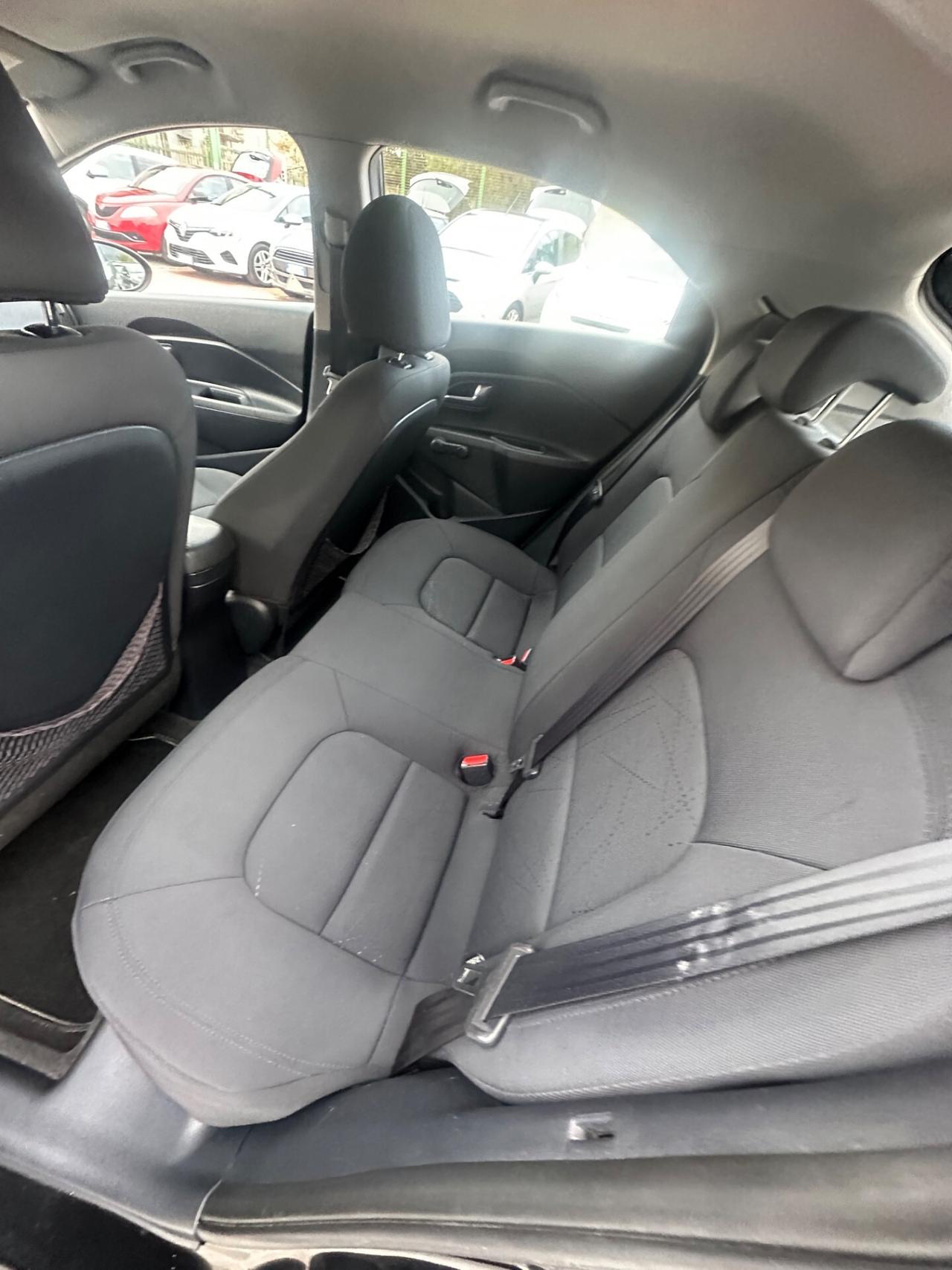 Kia Rio 1.1 CRDi 5p. Cool