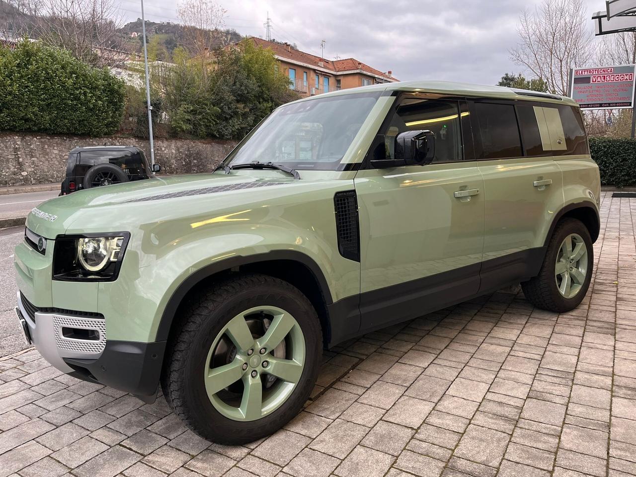 Land Rover Defender 110 3.0D I6 300 CV AWD Auto 75th Limited Edition