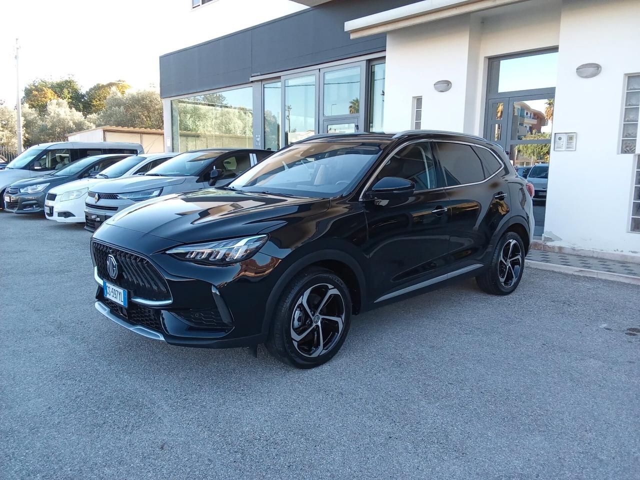 MG HS 1,5 BZ 163 CV LUXURY MAN MY24 5P