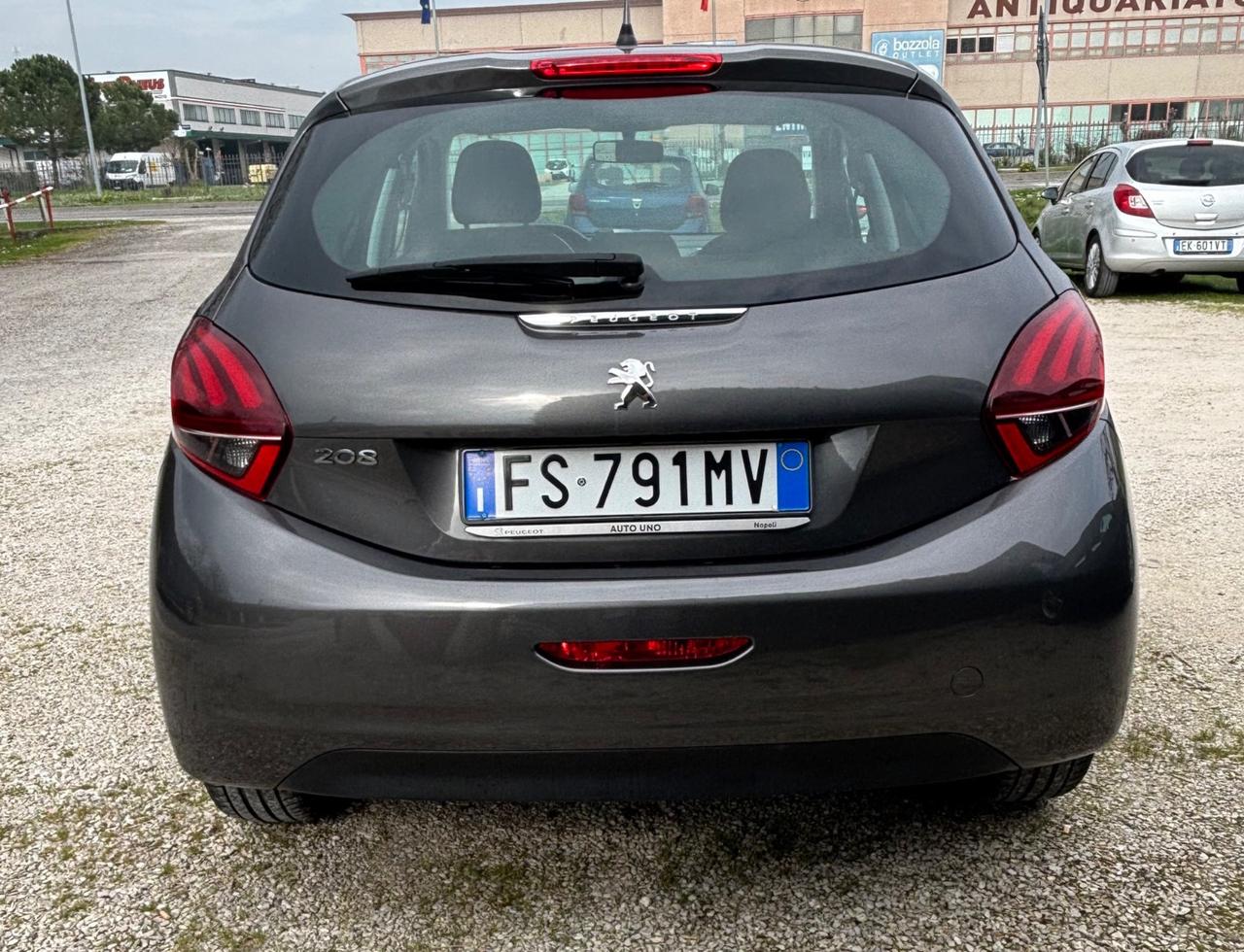 Peugeot 208 BlueHDi 75 5 porte Allure