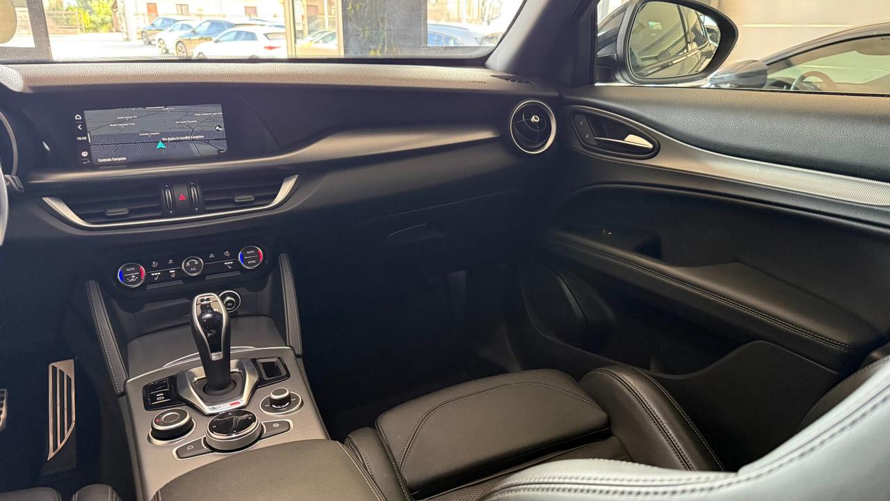 ALFAROMEO STELVIO Q4 VELOCE