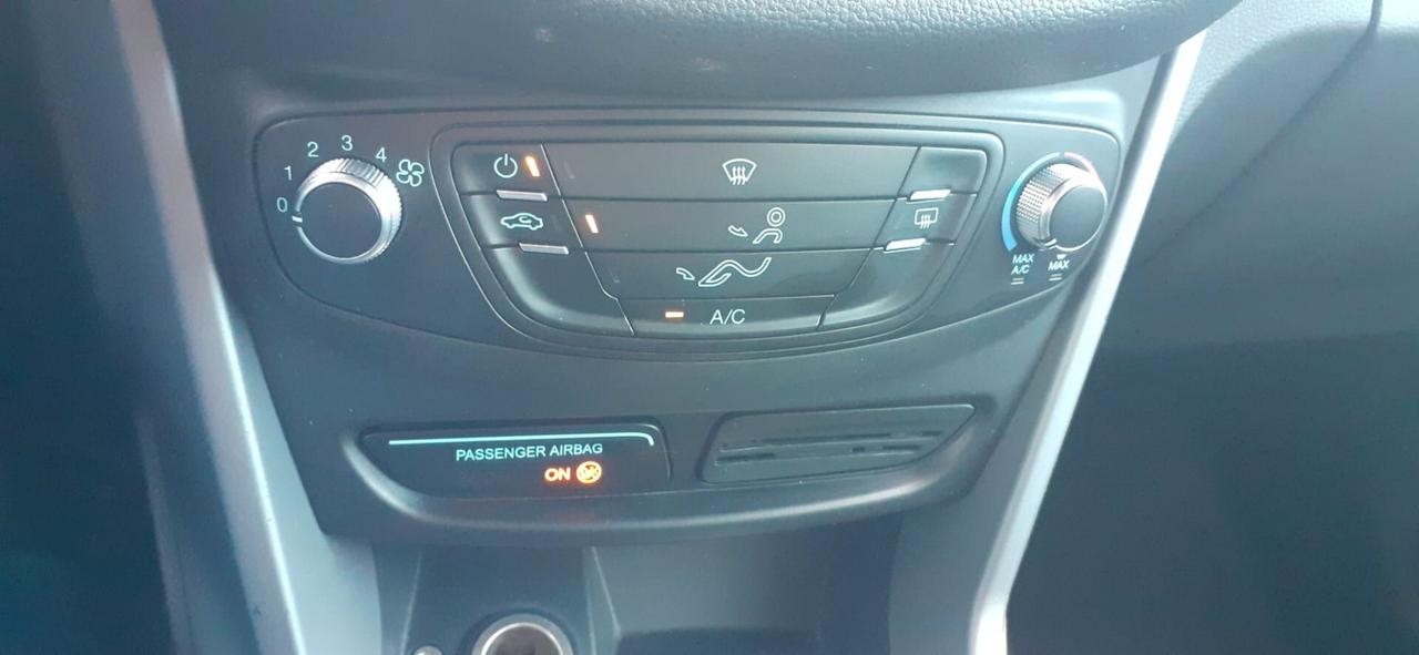 Ford B-Max 2015 - 1.5 TDCi Lb automobili