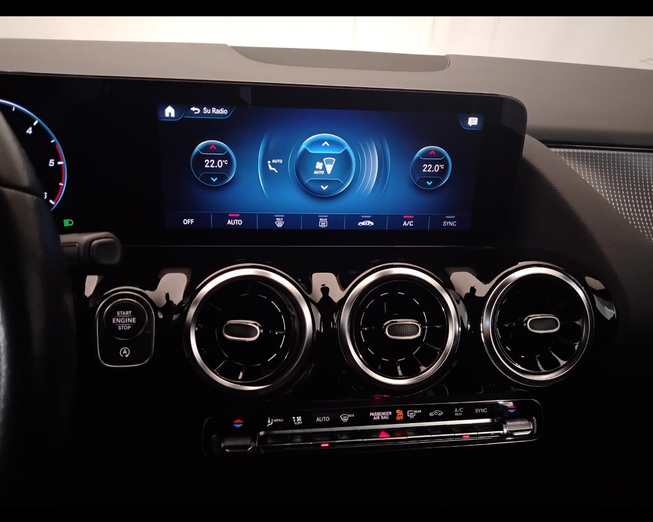 Mercedes-Benz GLA-H247 2020 - GLA 180 d Sport Plus auto