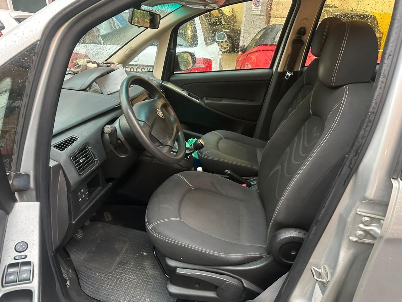 Lancia MUSA 1.3 Mjt 95 CV Platinum