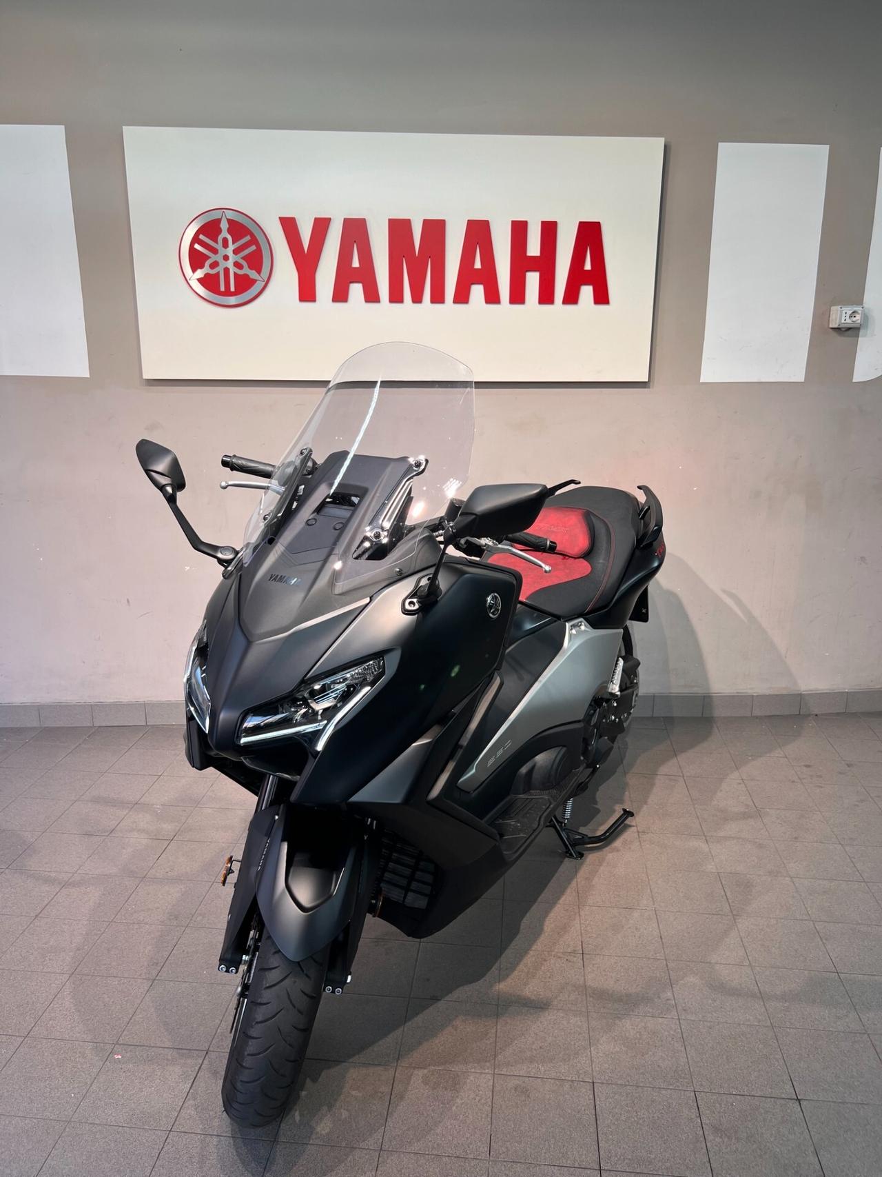 Yamaha T Max 560 BLACKMAX 25 ANNIVERSARY