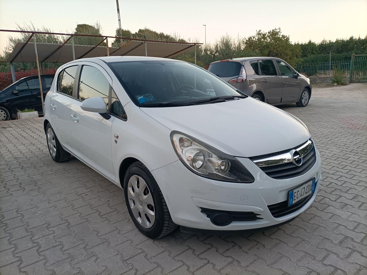 Opel Corsa 1.2 80CV 5 p. GPL-TECH Edition