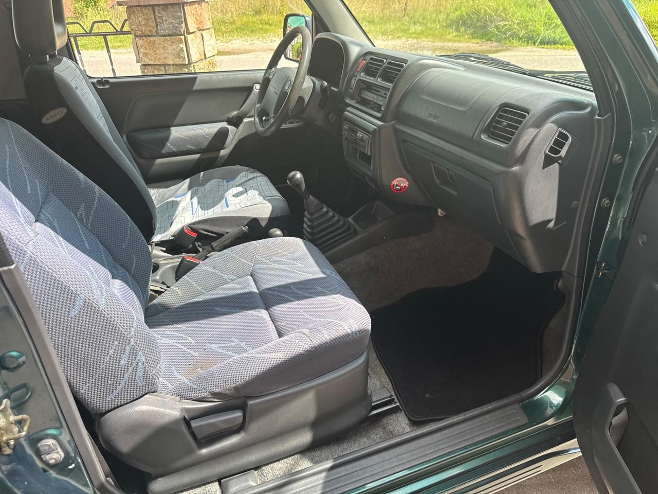 Suzuki Jimny 1.3i 16V cat 4WD JLX