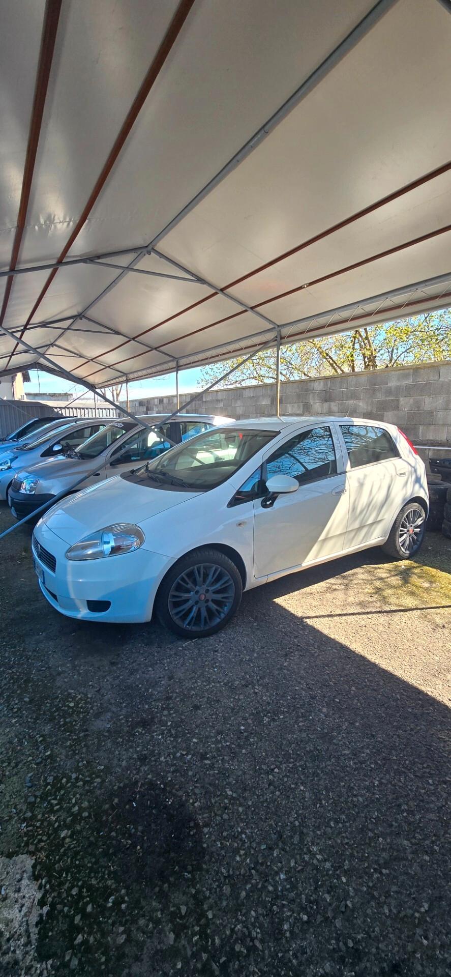 Fiat Grande Punto 1.3 MJT 75 CV 3 porte Active