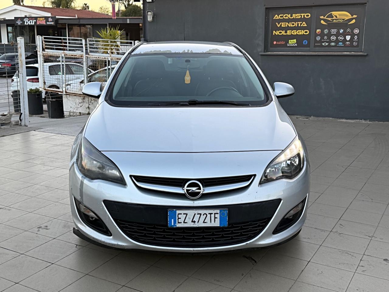 Opel Astra 1.4 Turbo 140CV Sports Tourer GPL Tech Cosmo