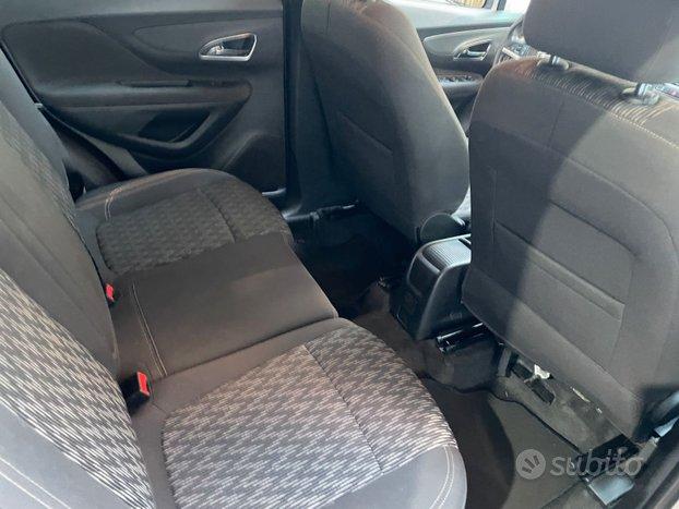 Opel Mokka BENZINA - NEOPATENTATI - AREA B MILANO