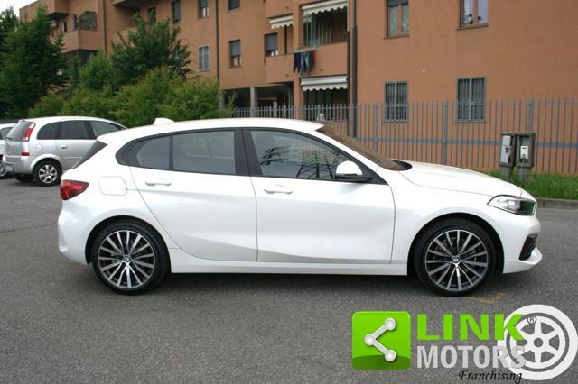 BMW 118 i 5p. Luxury
