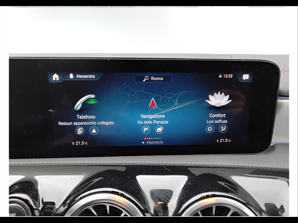 Mercedes-Benz CLA Coupe - C118 - CLA Coupe 180 d Premium auto