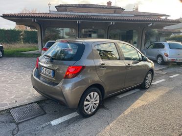Toyota Yaris 1.0 5 porte Lounge