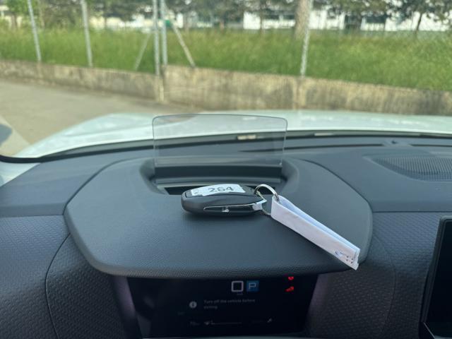 CITROEN C4 PureTech 130CV EAT8 Max KM. 4.600