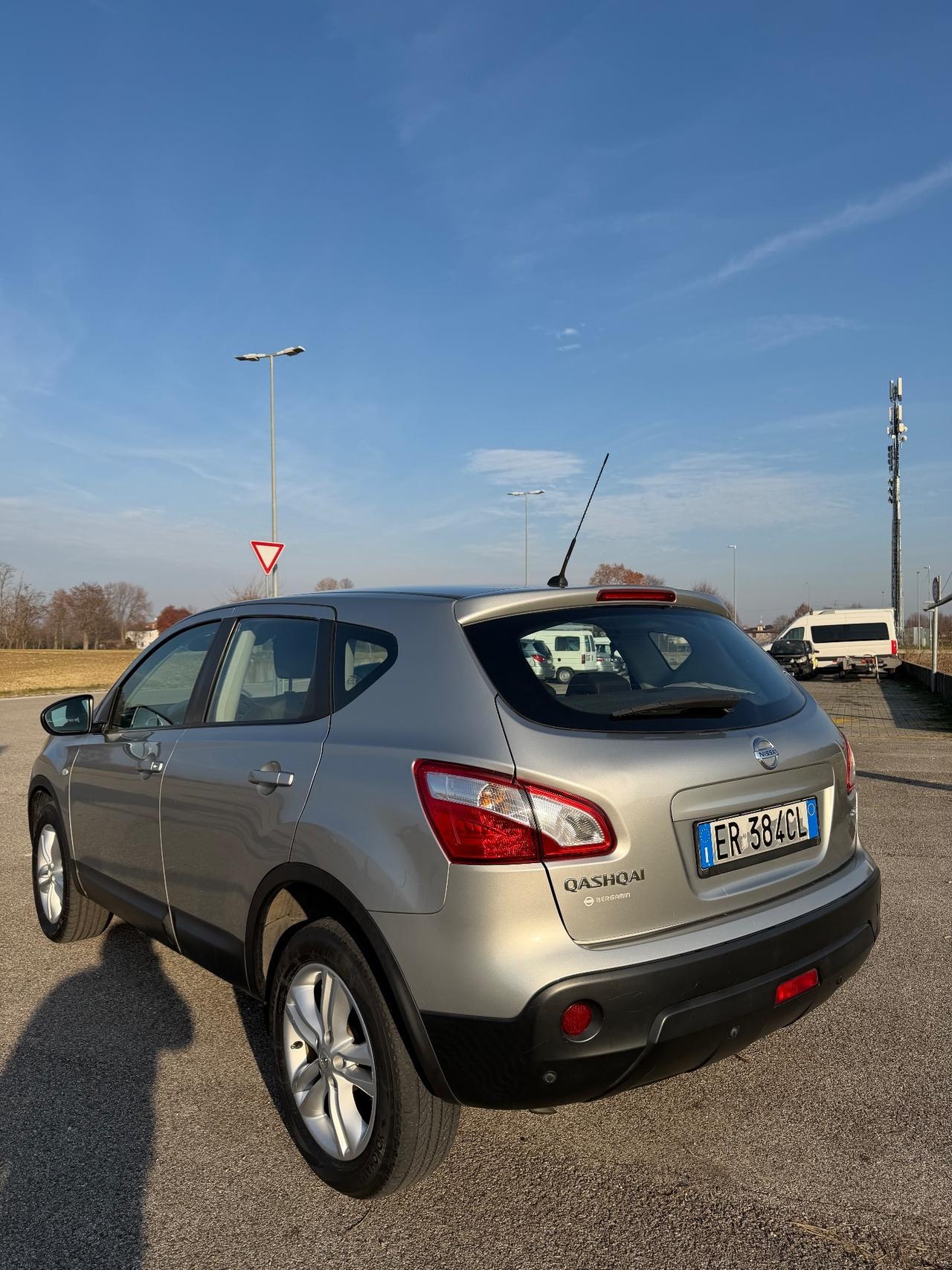 Nissan Qashqai 1.5 dCi DPF Tekna