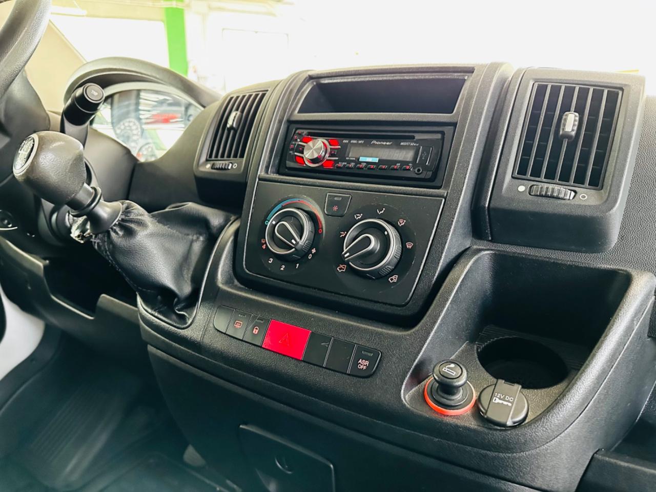 Peugeot Boxer 2.2 HDi 6Marce Furgone