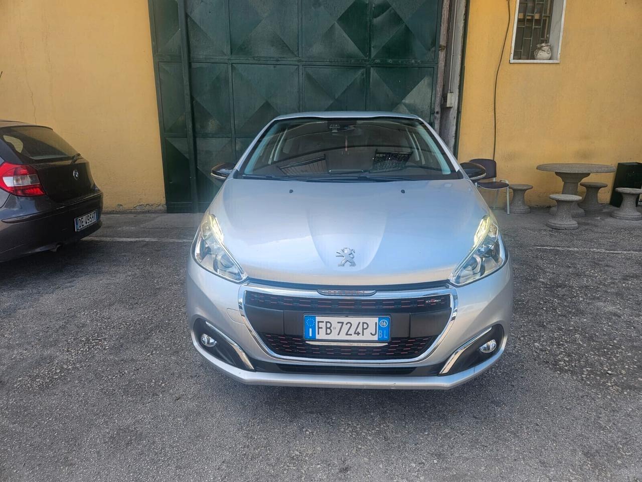 Peugeot 208 BlueHDi 120 GT Line 2016