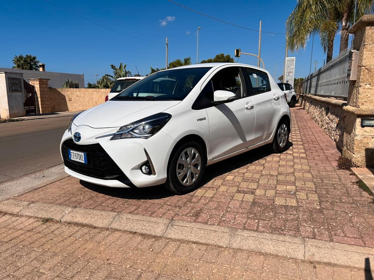 Toyota Yaris 1.5 Hybrid 5 porte Business