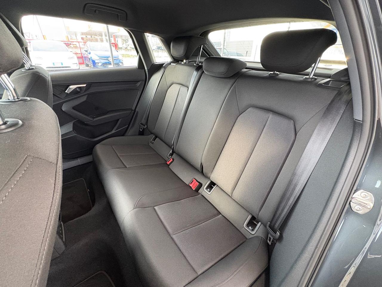 Audi A3 Business Advanced 2.0 30 TDI #9219