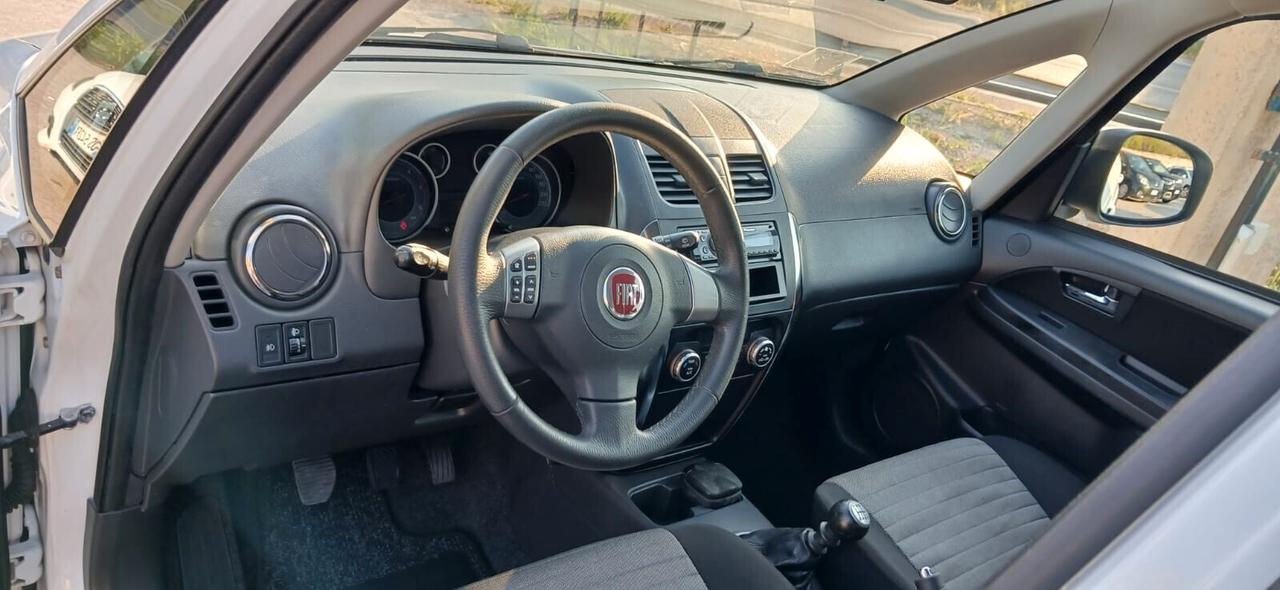 Fiat Sedici 2.0 Mjet 4x2 Emotion - 2014