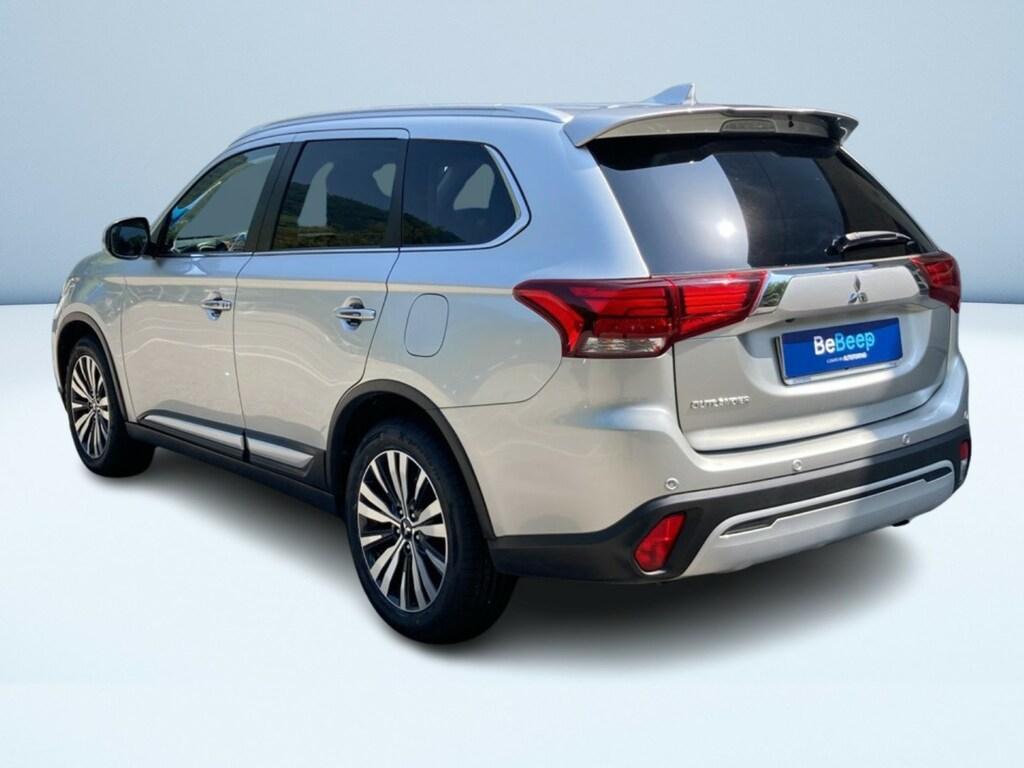Mitsubishi Outlander 2.0 Mivec Insport 2WD CVT