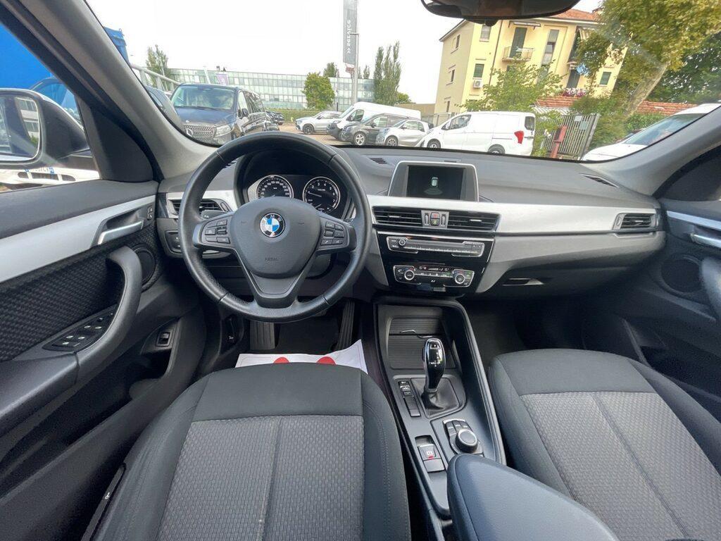 BMW X1 18 i Advantage sDrive Auto