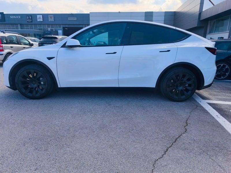 Tesla Model Y Long Range AWD