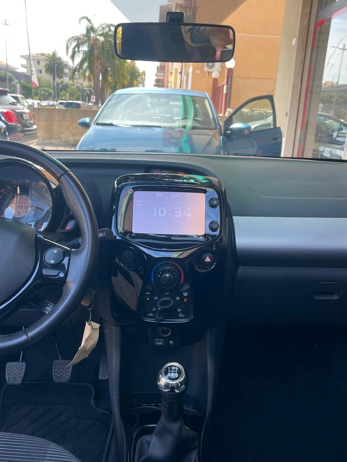 Peugeot 108 VTi 68 5 porte Allure TOP!