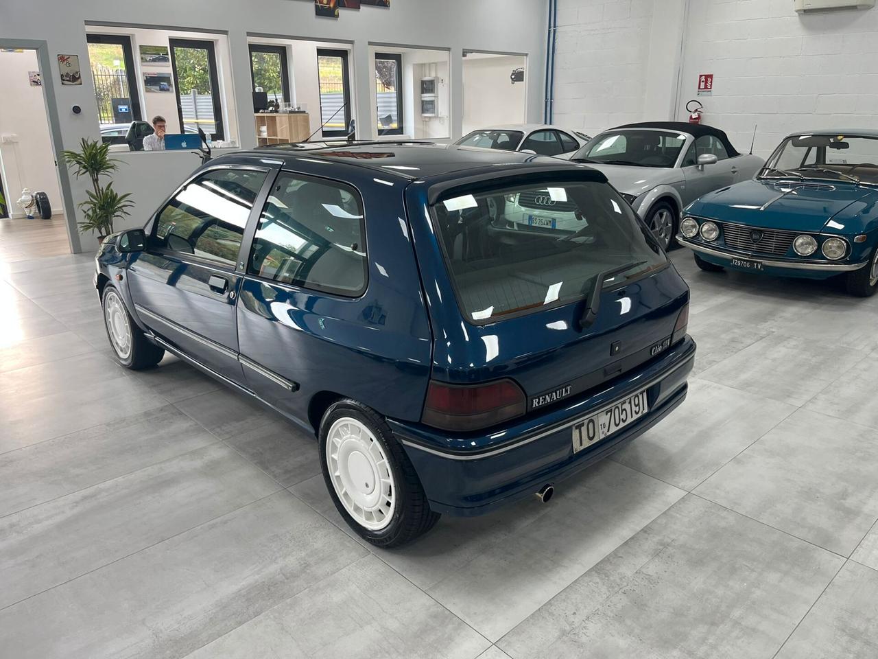 Renault Clio 3p 1.8 16v cat.